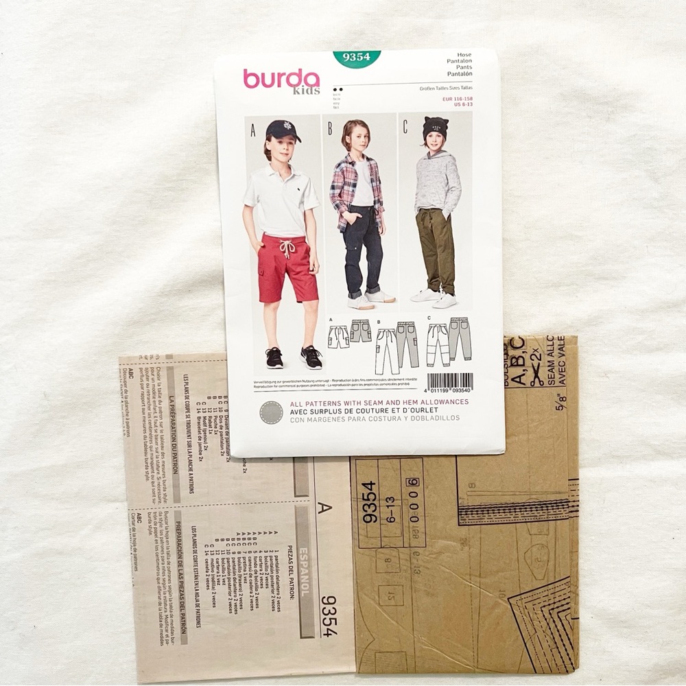 Burda Kids 9354 Boys Pants & Shorts Sewing Pattern Size 6–13 - Picture 3 of 3